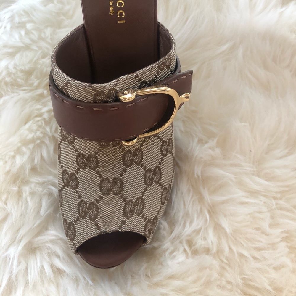 Gucci original GG/washed soft calf mule